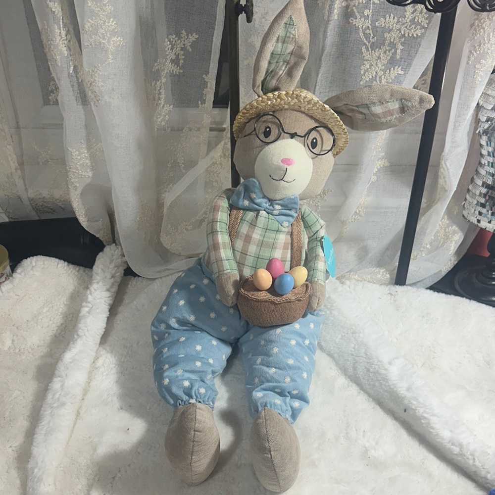 Martha Stewart Easter bunny decor